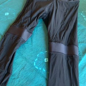 ALO black sheer mesh leggings size XS EUC